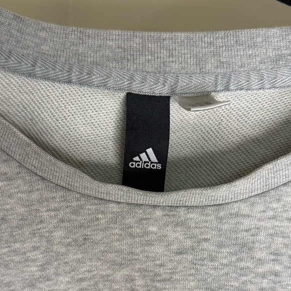 Retro Adidas Sweatshirt – Gray with Navy Stripes – Size XL, Fits Oversized - Picture 4 of 4